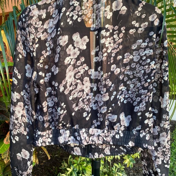 Blouse jacket - Picture 2 of 3